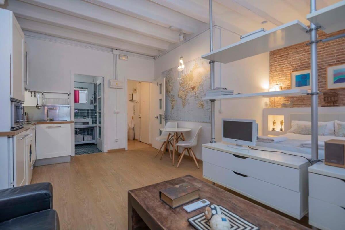 ברצלונה Exclusive 2 Bedroom Apartment In The City Center מראה חיצוני תמונה